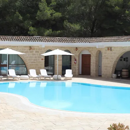 Masseria Relais Santa Teresa Hotel 4*