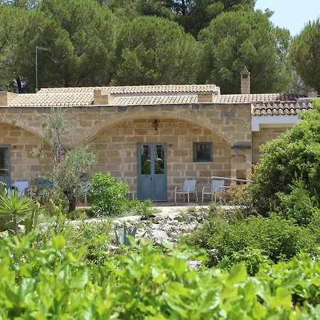 Masseria Relais Santa Teresa سانيكولا