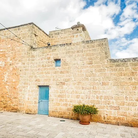 Hotel Masseria Relais Santa Teresa 4*
