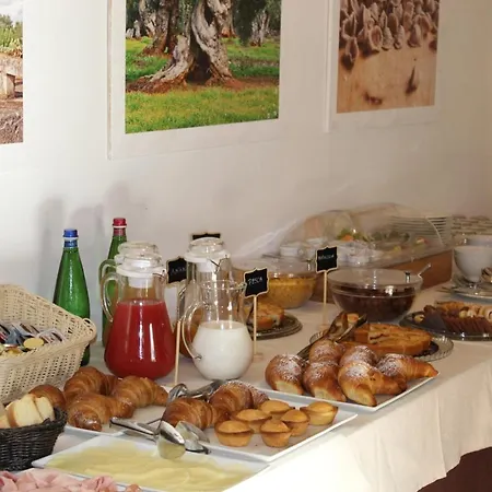 Masseria Relais Santa Teresa فندق